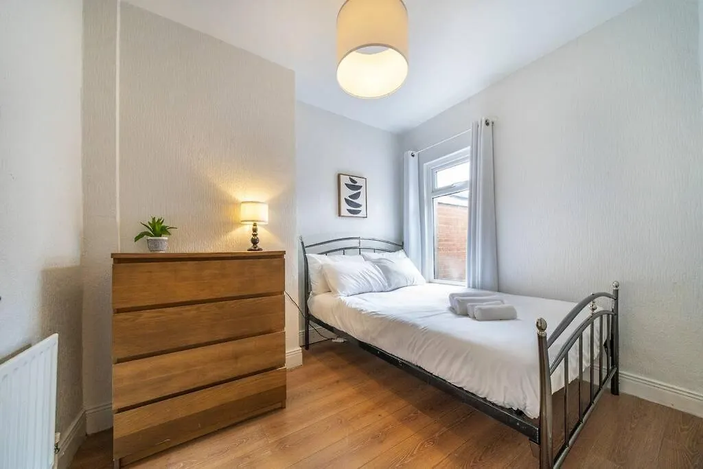 Cosy 2 Bedroom Town House Close To City Centre 贝尔法斯特 公寓